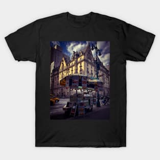 Dakota Building Central Park Manhattan NYC T-Shirt